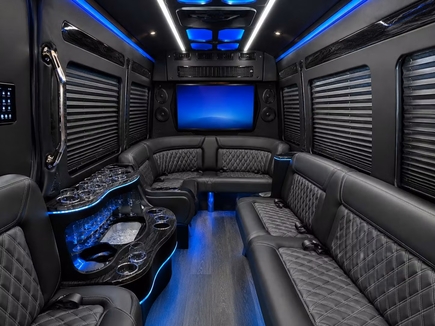 charterbusrentaltracyca com connects you with sporting event shuttle buses for high school and college athletics in tracy