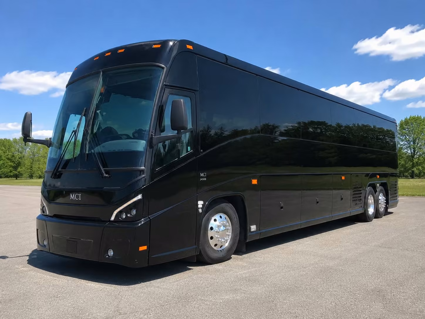 compare minibuses and charter buses for tracy unified school district field trips