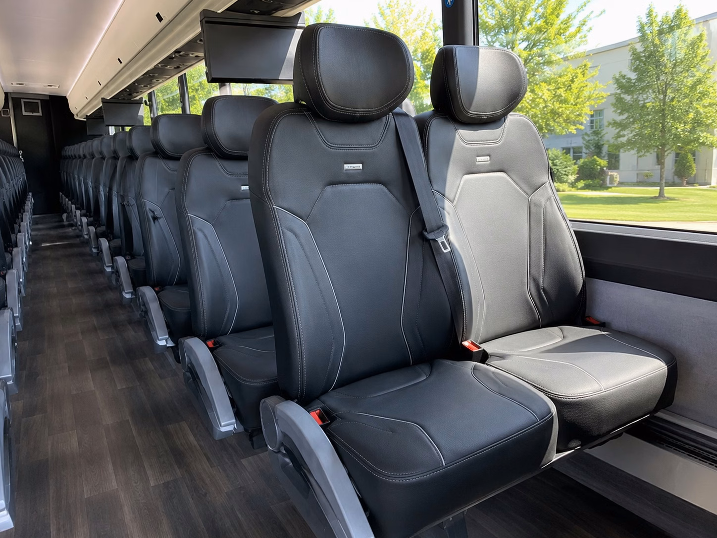 tracy airport transportation