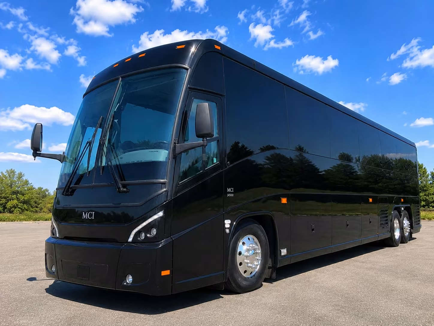tracy charter bus hero 3